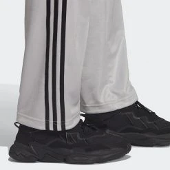 Γυναικεία Adidas Originals Αdicolor Classics High-Shine Straight-Leg Γυναικείο Παντελόνι Φόρμας MSILVE -Γυναικεία Ρούχα Εκπτώσεις adidas originals pants 9