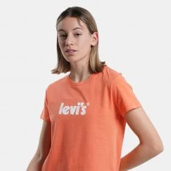 Γυναικεία Levi's The Perfect Seasonal Poster Γυναικείο T-shirt REDS -Γυναικεία Ρούχα Εκπτώσεις levis the perfect tee ssnl poster lo 2