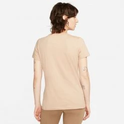 Γυναικεία Nike Sportswear Γυναικείο T-Shirt HEMP 4 Γυναικεία Nike Sportswear Γυναικείο T-Shirt HEMP -Γυναικεία Ρούχα Εκπτώσεις nike w nsw club tee 1