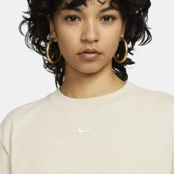 Γυναικεία Nike Sportswear Essential Γυναικείο T-Shirt SANDDRIFT/WHITE -Γυναικεία Ρούχα Εκπτώσεις nike w nsw essntl tee bf lbr 6