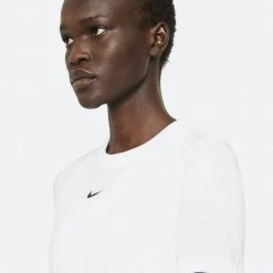 Nike Sportswear Essential Γυναικεία Crop Top WHITE/BLACK -Γυναικεία Ρούχα Εκπτώσεις nike w nsw essntl tee slim crp lbr 15