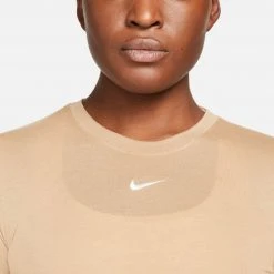 Nike Sportswear Essential Γυναικεία Crop Top HEMP/WHITE -Γυναικεία Ρούχα Εκπτώσεις nike w nsw essntl tee slim crp lbr 5