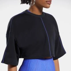 Reebok Classics Cardi B Crop Γυναικεία Μπλούζα Φούτερ BLACK 8 Reebok Classics Cardi B Crop Γυναικεία Μπλούζα Φούτερ BLACK -Γυναικεία Ρούχα Εκπτώσεις reebok classics rbk cardi b crop t shirt 2