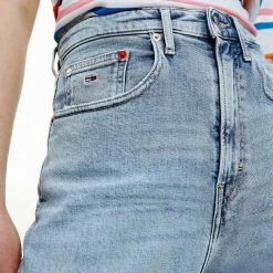 Γυναικεία Tommy Jeans Mom Ultra High Tapered Γυναικείο Jean Παντελόνι (Μήκος 32L) Denim Light -Γυναικεία Ρούχα Εκπτώσεις tommy jeans mom jean uhr tpr ae611 lbc 2