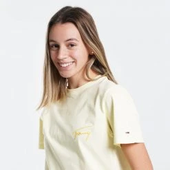 Γυναικεία Tommy Jeans Relaxed Tommy Signature Γυναικείο T-shirt Mimosa Yellow -Γυναικεία Ρούχα Εκπτώσεις tommy jeans tjw rlxd tommy signature ss 2