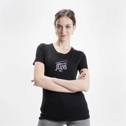 Γυναικεία Tommy Jeans Skinny Essential Logo Γυναικείο T-shirt Black 9 Γυναικεία Tommy Jeans Skinny Essential Logo Γυναικείο T-shirt Black -Γυναικεία Ρούχα Εκπτώσεις tommy jeans tjw skinny essential logo 1 ss 10