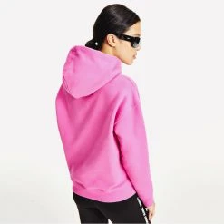 Γυναικεία Tommy Jeans Center Badge Γυναικείο Φούτερ Vivid Fuchsia 4 Γυναικεία Tommy Jeans Center Badge Γυναικείο Φούτερ Vivid Fuchsia -Γυναικεία Ρούχα Εκπτώσεις tommy jeans tjw tommy center badge hoodie 1
